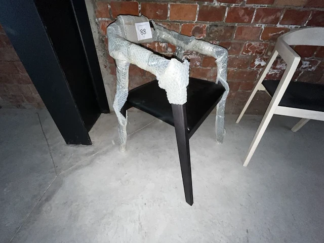 2 div houten stoelen - afbeelding 6 van  9