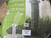2 div. parasolvoeten - afbeelding 1 van  2