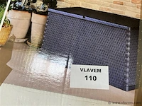 2 div. tuinboxen - afbeelding 1 van  4