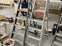 2 diverse alu trapladders - afbeelding 1 van  2