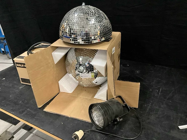 2 diverse discoballen showgear - afbeelding 2 van  6