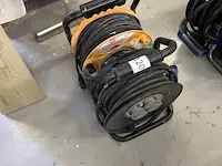 2 diverse elektrokabels op haspel - afbeelding 1 van  2