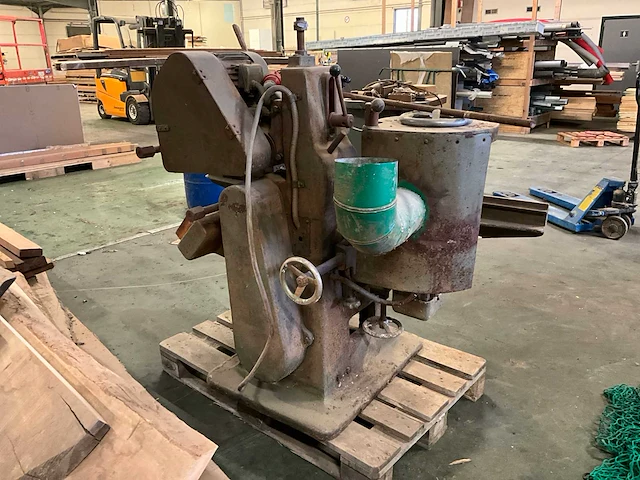 2 diverse houtbewerkingsmachines - afbeelding 17 van  23