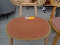 2 diverse houten stoelen - afbeelding 3 van  3