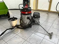2 diverse industriële stofzuigers soteco en dibo - afbeelding 1 van  9