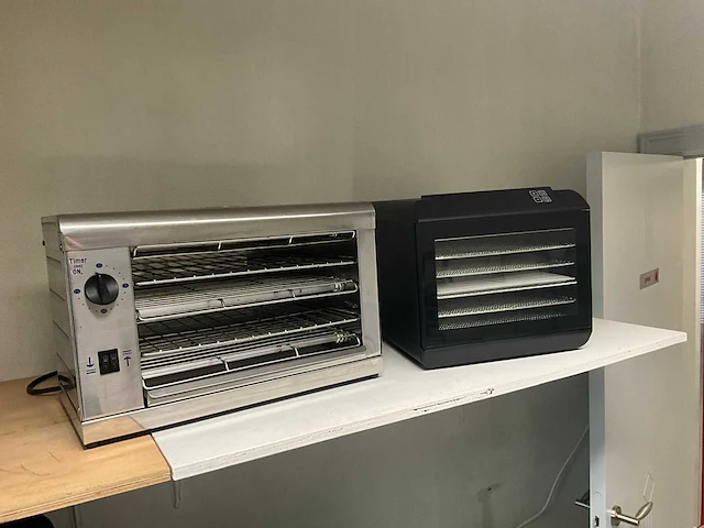 2 diverse keukenmachines - afbeelding 1 van  8