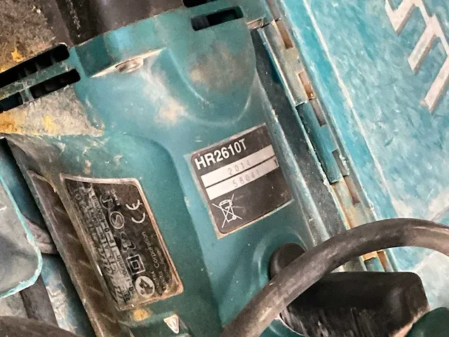 2 diverse klopboormachines makita - afbeelding 2 van  2