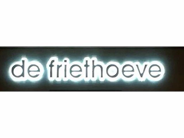 2 diverse lichtreclames “de friethoeve” - afbeelding 2 van  5