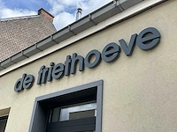 2 diverse lichtreclames “de friethoeve” - afbeelding 3 van  5
