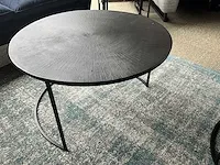 2 diverse metalen design salontafels livios - afbeelding 2 van  4