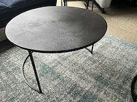 2 diverse metalen design salontafels livios - afbeelding 2 van  4