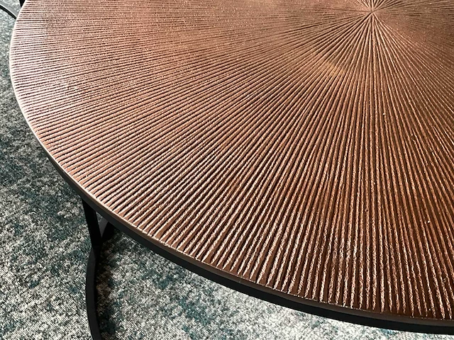 2 diverse metalen design salontafels livios - afbeelding 4 van  4