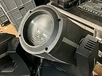 2 diverse moving heads clay paky - afbeelding 2 van  7