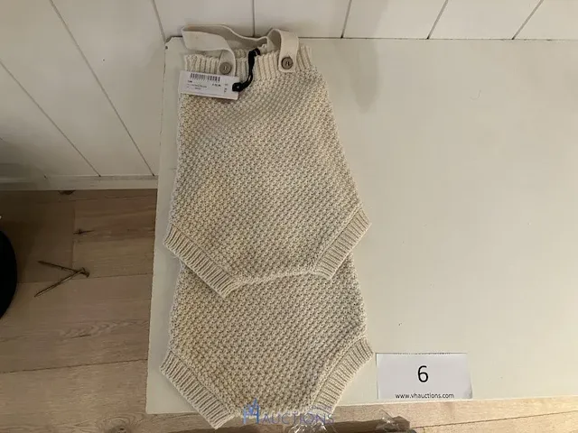2 diverse rompertjes - afbeelding 4 van  4