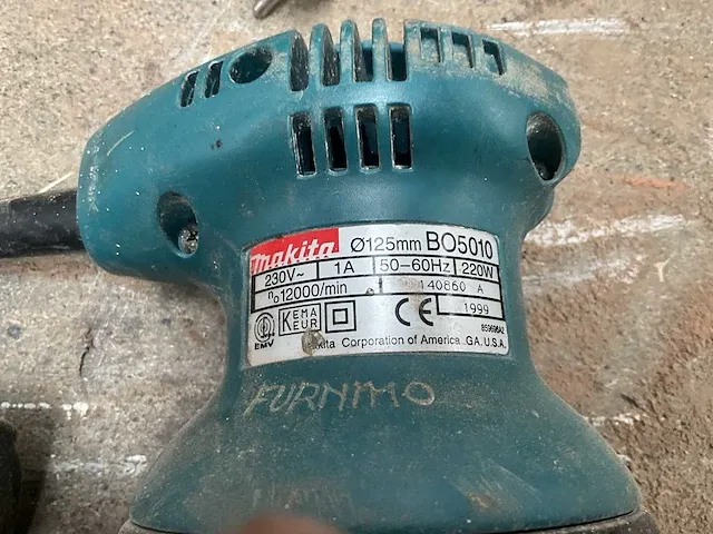 2 diverse schuurmachines makita - afbeelding 6 van  6
