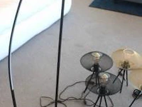 2 diverse staanlampen - afbeelding 1 van  2