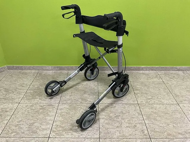 2 diverse vermeiren rollators - afbeelding 10 van  11