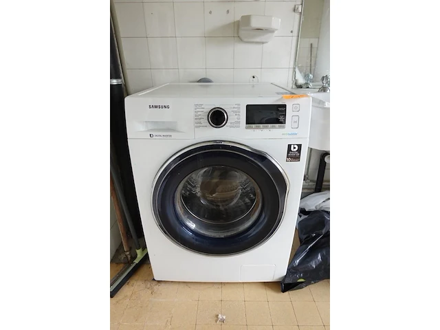2 diverse wasmachines - afbeelding 1 van  8