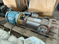 2 diverse waterpompen waaronder abb en grundfos - afbeelding 2 van  9