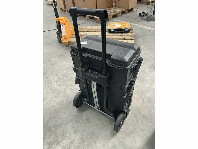 2 diverse werkkoffers/trolleys stanley, dewalt - afbeelding 8 van  12