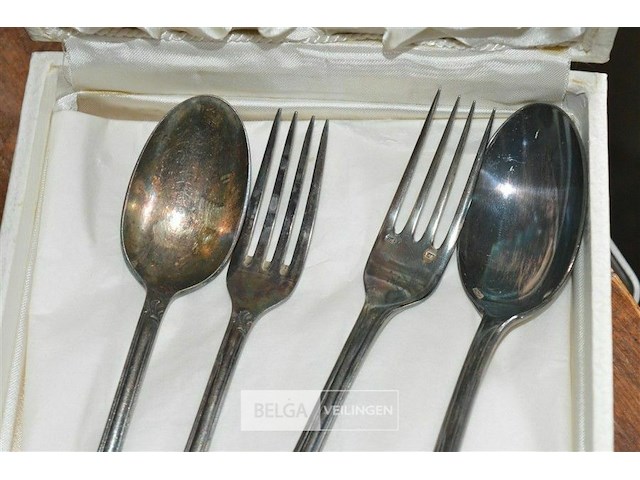 2 doosjes zilver bestek - afbeelding 3 van  3
