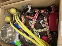 2 dozen inh. div. huisdieren toebehoren - afbeelding 1 van  3