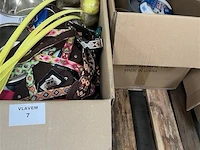 2 dozen inh. div. huisdieren toebehoren - afbeelding 3 van  3