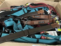 2 dozen inh. div. huisdieren toebehoren - afbeelding 1 van  3