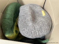 2 dozen, inh. div. huisdieren toebehoren - afbeelding 2 van  2