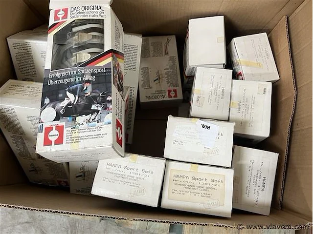 2 dozen, inh. div. paardensport toebehoren - afbeelding 2 van  4