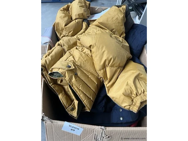 2 dozen, inh. partij div. kleding - afbeelding 1 van  3