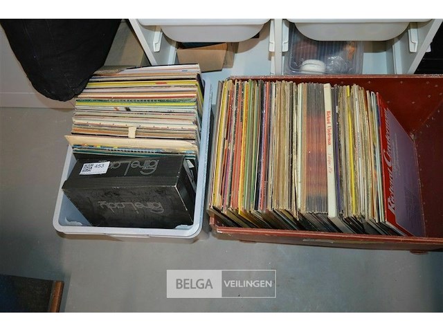 2 dozen met lp's - afbeelding 1 van  4