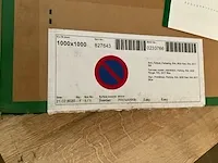 2 dozen met wegmarkering verboden parkeren - afbeelding 4 van  6