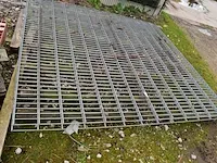 2 draadpanelen 260cm x 250cm gegalvaniseerd - afbeelding 1 van  5