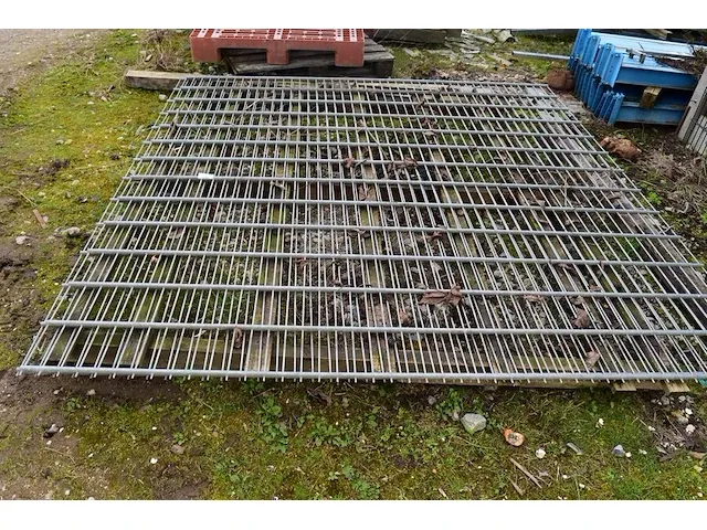 2 draadpanelen 260cm x 250cm gegalvaniseerd - afbeelding 3 van  5