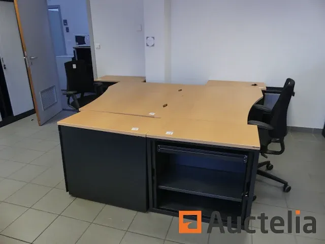 2 dubbele bureautafels - afbeelding 10 van  15
