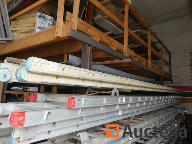 2 dubbele ladders - afbeelding 3 van  4