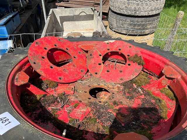 2 dubbellucht tractorwielen kleber super 3 - afbeelding 3 van  8