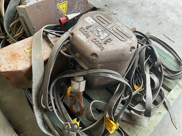 2 elektrische kettingtakels “artist” 100/f - afbeelding 2 van  7
