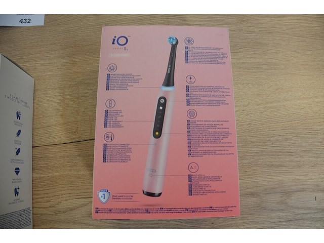 2 elektrische tandenborstels braun oral b io series 5s blush pink (b435) - afbeelding 4 van  4