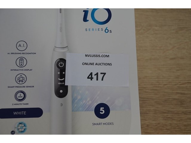 2 elektrische tandenborstels braun oral b io series 6s white (b435) - afbeelding 2 van  5
