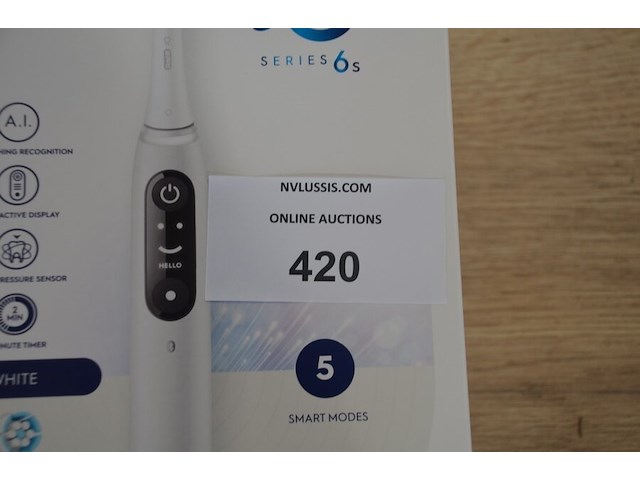 2 elektrische tandenborstels braun oral b io series 6s white (b435) - afbeelding 2 van  5