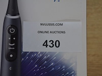 2 elektrische tandenborstels braun oral b io series 7s black onyx (b435) - afbeelding 2 van  5