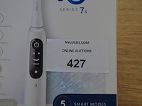 2 elektrische tandenborstels braun oral b io series 7s white alabaster (b435) - afbeelding 2 van  4