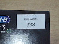 2 elektrische tandenborstels braun oral b pro 3 3500 design edition black (b435) - afbeelding 2 van  5