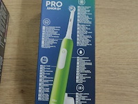 2 elektrische tandenborstels braun oral b pro junior 6+ purple and green (b435) - afbeelding 6 van  6