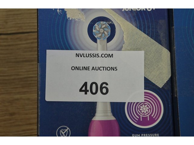 2 elektrische tandenborstels braun oral b pro junior 6+ purple and green (b435) - afbeelding 2 van  6