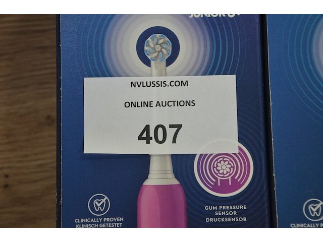 2 elektrische tandenborstels braun oral b pro junior 6+ purple and green (b435) - afbeelding 2 van  6