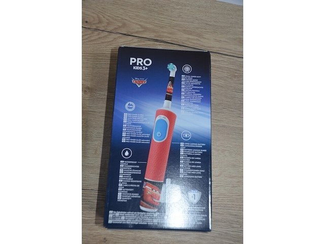 2 elektrische tandenborstels braun oral b pro kids 3+ disney cars (b435) - afbeelding 4 van  5