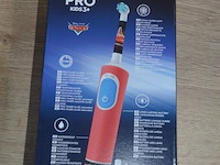 2 elektrische tandenborstels braun oral b pro kids 3+ disney cars (b435) - afbeelding 4 van  5